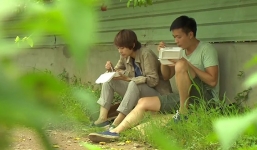 'Vừa đi vừa khóc' tung trailer hút cư dân mạng