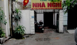 Cận cảnh thầy giáo gạ sinh viên đổi tình lấy điểm