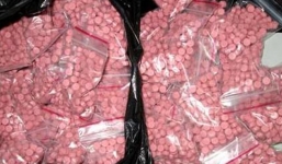 Ngỡ ngàng phát hiện 3,6 kg ma túy trong lốp xe dự phòng