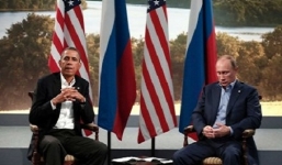 Mỹ chính thức dừng hợp tác quân sự và trừng phạt kinh tế với Nga