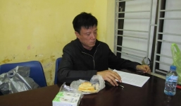 Bắt quả tang đối tượng côn đồ manh động đang vận chuyển ma túy