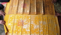 Phát hiện thêm hai sắc phong cổ quý hiếm trong nhà người dân