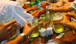 Vì sao người Việt uống 3 tỷ lít bia trong 1 năm?