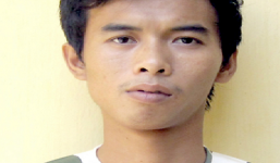 Chân dung tướng cướp luôn làm lễ cúng mộ đồng bọn trước khi gây án