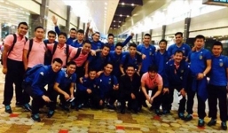 Cầu thủ HN.T&T hoảng loạn lao xuống đường vì… động đất