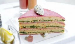 Hơn 23 triệu đồng 1 chiếc bánh ngọt