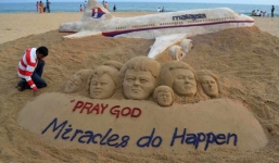 Máy bay mất tích: Cả thế giới đang cầu nguyện cho điều kỳ diệu