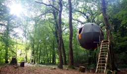 Chiêm ngưỡng khách sạn hình cầu 'độc nhất vô nhị'