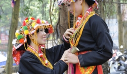 Chuyện lạ về vùng đất toàn gái đẹp còn... trai xấu