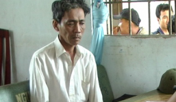 Chặn đường, cầm dao đâm chết vợ ngay tại chợ