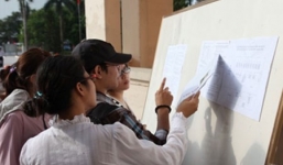 Vì sao ĐH Kinh tế thưởng nóng thủ khoa đầu vào 2014?