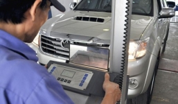 Lãnh đạo Cục nhập vai lái xe, bắt lỗi đăng kiểm viên 