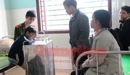 Thầy hiệu phó đánh học sinh bầm tím chân phải nhập viện