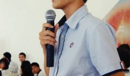 Gặp gỡ “thủ lĩnh” của nhóm học sinh cấp 2 làm clip phóng sự về đồng tính