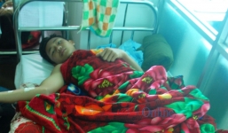 Một học sinh bị chém đứt gân chân