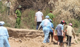  Toàn cảnh vụ 5 học sinh chết chồng, chôn vùi trong cát 