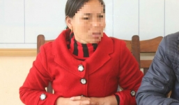 Đánh ghen kinh hoàng: Lột quần áo, bôi ớt 'chỗ kín'