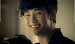 Mỹ nam ngoài hành tinh được miễn nhập ngũ