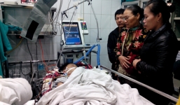 Bé trai 8 tuổi nguy kịch vì bị bố đánh bằng điếu cày