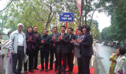 Hà Nội gắn biển đường phố mang tên nhà báo, nhà văn Thép Mới