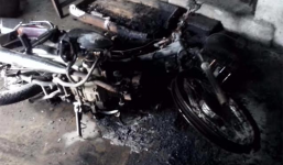 Phát hiện người đàn ông trọng thương bên vũng máu