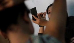 Má mì tuổi teen điều hành đường dây gái gọi ở Indonesia