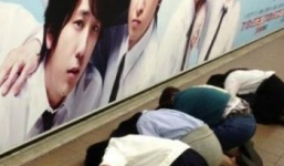 Bi kịch nữ sinh 13 tuổi bị bố đâm chết vì 'cuồng' nhóm nhạc Hàn Quốc