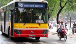 Vé xe bus Hà Nội tăng gần 50\%
