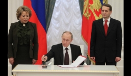 Ukaine ký hiệp ước thương mại với EU khi Nga sáp nhập Crimea