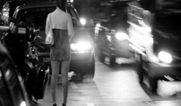 Cận cảnh cuộc sống gái bán dâm Việt ở xứ người