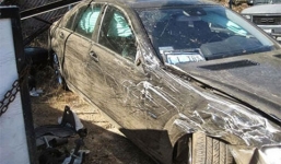 Xe Mercedes lao xuống vực sâu 80m, 3 người chết thảm