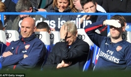 Arsenal thảm bại trước Chelsea: Cái ngưỡng của Wenger…