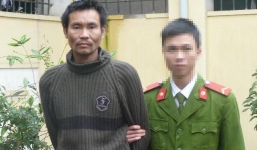 Xông vào trụ sở chém công an đòi... xe vi phạm