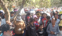 Xử phạt gia đình cậu bé 9 tuổi chữa bệnh bằng sờ, vuốt