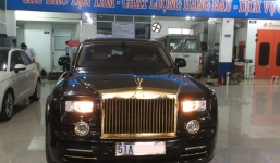 Rolls-Royce Phantom rồng mạ vàng made in Việt Nam
