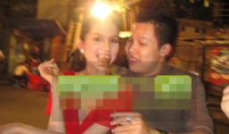 Ngọc Trinh lộ ảnh thô kệch 'gặm chân gà' bên Khắc Tiệp