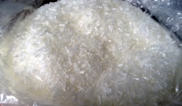 Mì chính Tàu: Bao nhiêu cũng có, nhãn hiệu nào cũng chiều