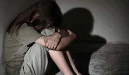 Bản tin 113 – sáng 28/3: Bé gái 13 tuổi bị hiếp dâm tập thể ở gầm cống…