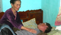  Cuộc điện thoại cuối cùng của 2 mẹ con nghi nhảy cầu tự tử