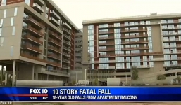 Say rượu, nữ sinh rơi từ tầng 10 tử vong