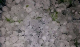 Mưa đá xuất hiện ở Cao Bằng