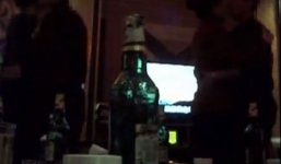 Video hiếm: Cảnh mua vui ghi trộm tại quán Karaoke ở Triều Tiên