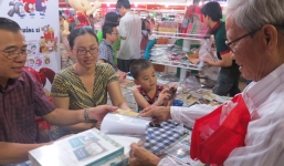 'Việc đọc sách của giới trẻ không đáng lo ngại'