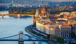 Giá 1 ly café tại Paris chỉ hơn 60.000 đồng