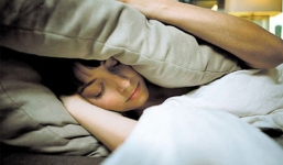 Căm hận mẹ chồng, nàng dâu uống thuốc tránh thai tuyệt tự