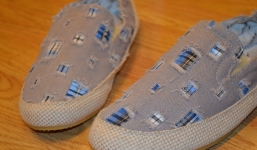 Nữ sinh được thưởng hơn 50 triệu vì có đôi giày hôi nhất