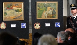 Bức tranh trị giá 820 tỷ được treo trong... nhà bếp