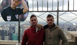 Trọng tài đau đầu vì đuổi nhầm hai anh em sinh đôi