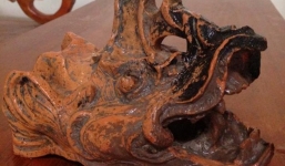 Đào được 'đầu rồng' có hình thù kỳ lạ dưới lòng đất