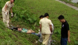 Hiếp dâm, giết chết bé gái 10 tuổi, ném xác xuống sông